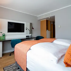 Hotel Berlin Airport - Conference Centre By Ihg, Schoenefeld