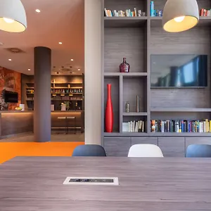 Hotel Campanile Berlin Brandenburg Airport, Schoenefeld