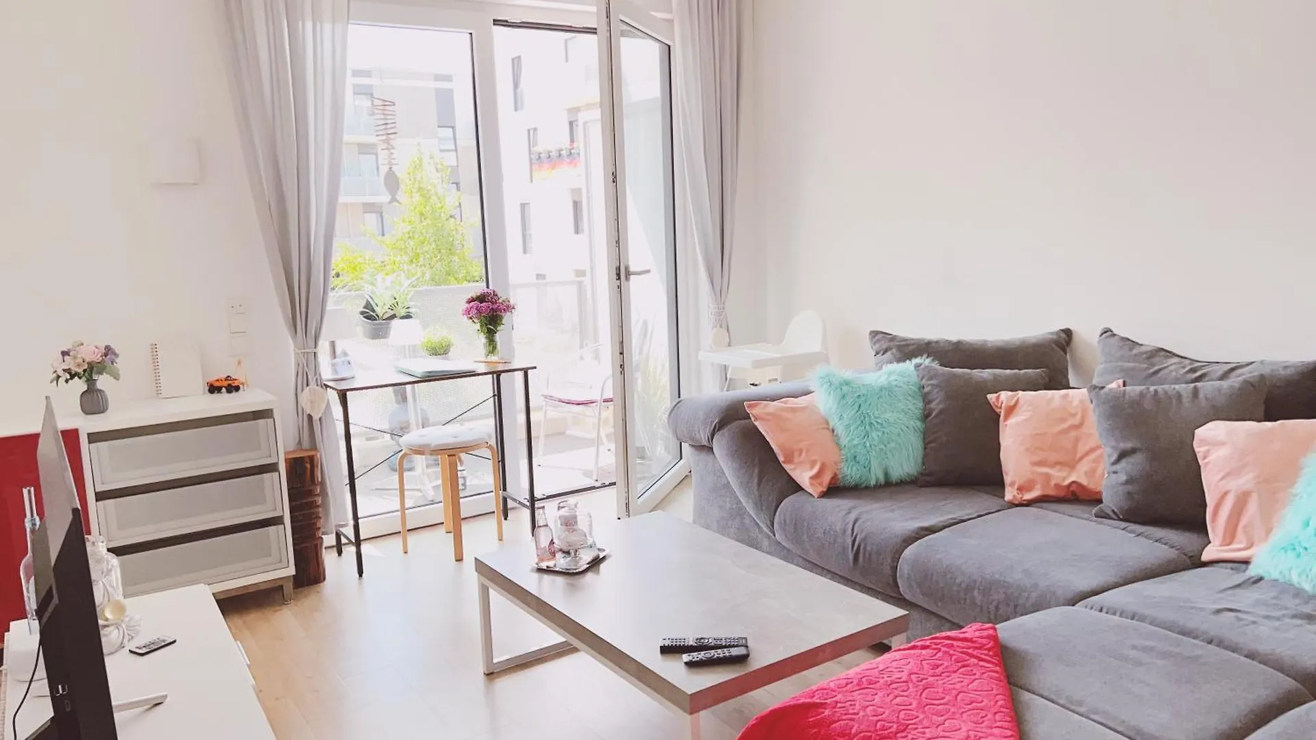 Aviator Apartment Am Airport Berlin Flughafen Ber Schonefeld Fahrstuhl Kuche